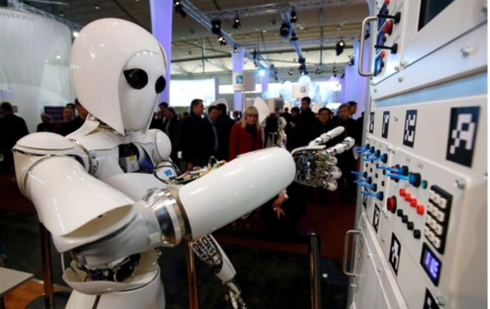 Robot phủ khắp ngành nghề trong 5 năm tới?