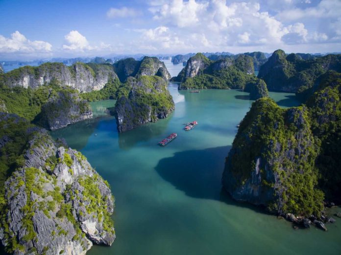 bai-tu-long-bay-indochina-today-travel
